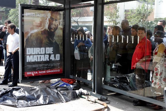 Piloto da TAM é assassinado no Rio