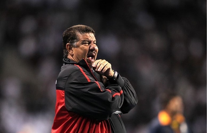 Frequentes mudanças no comando dos clubes esquentam Campeonato Brasileiro