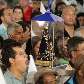 Às 16h, ocorre uma procissão solene, que irá percorrer o santuário desde a basílica até a Tribuna Su Às 16h, ocorre uma procissão solene, que irá percorrer o santuário desde a basílica até a Tribuna Su
