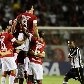 Pela Copa Libertadores, Santos arranca empate do Inter em Porto Alegre.
