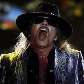 Axl Rose durante apresentação da banda Guns