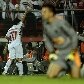 Com um a mais, Atlético derrota São Paulo no Morumbi por 2 a 1 Com um a mais, Atlético derrota São Paulo no Morumbi por 2 a 1