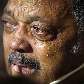 O reverendo Jesse Jackson chora no Grant Park, em Chicago, após o anúncio da vitória de Obama O reverendo Jesse Jackson chora no Grant Park, em Chicago, após o anúncio da vitória de Obama