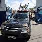 Viatura da Polícia Federal deixa o terminal portuário da Peiu, em Vila Velha, no Espírito Santo