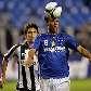 Henrique, do Cruzeiro, disputa bola com Lúcio Flávio, do Botafogo Henrique, do Cruzeiro, disputa bola com Lúcio Flávio, do Botafogo