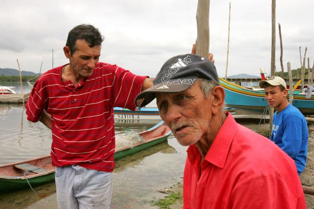 Moradores de Guaraqueçaba, no Paraná, processam Petrobras