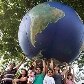 Movimentação no Aterro do Flamengo, onde ocorre a Cúpula dos Povos