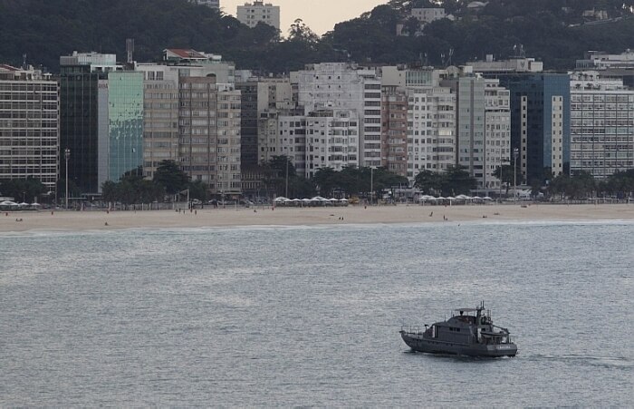 Copacabana completa 120 anos