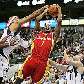 Lowry, do Rockets, tenta o arremesso contra a marcação de Gooden (esq.) e Barea, do Mavericks Lowry, do Rockets, tenta o arremesso contra a marcação de Gooden (esq.) e Barea, do Mavericks