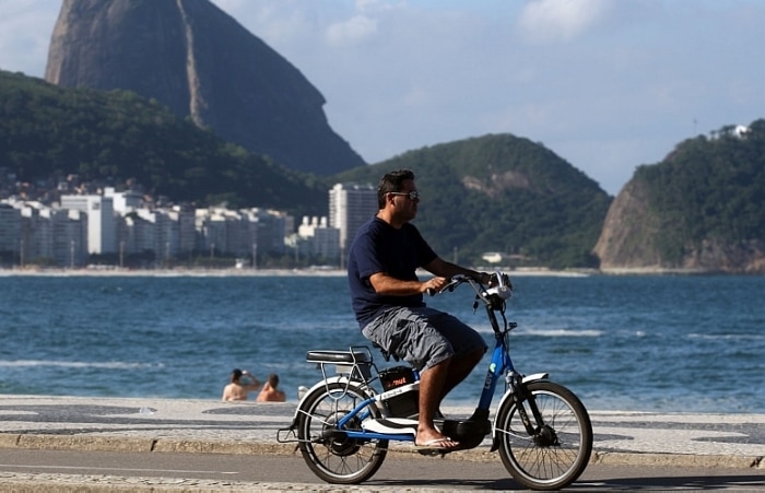 Copacabana completa 120 anos