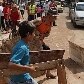Objetos destruídos na inundação em Mauá são usados para paralisar avenida em protesto Objetos destruídos na inundação em Mauá são usados para paralisar avenida em protesto