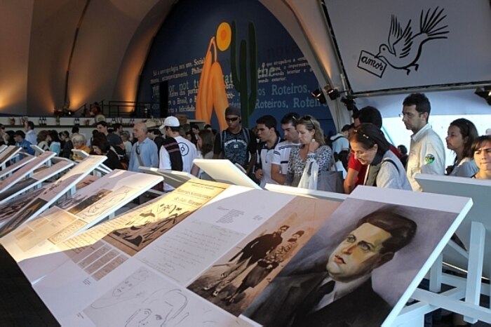 Exposição sobre Oswald de Andrade, o homenageado da 9ª Flip