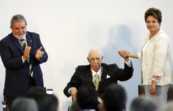 Confira o que aconteceu na política durante o ano de 2011