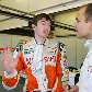 JR Hildebrand conversa com engenheiro após teste pela Force India, em sessão para novatos da F-1