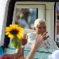 Papa Bento XVI participa de encontro com jovens católicos