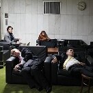 Votação da MP dos Portos na Câmara Nacional - Enquanto não conseguem quórum, deputados tentam relaxar na quinta, 16/5. Na foto, Policarpo (PT/DF), Marcelo Castro (PMDB/PI), Jean Wyllys (PSOL/RJ), Erika Kokay (PT/DF) e Professor Sétimo (PMDB/MA) - Foto: Dida Sampaio/AE