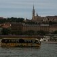 Ônibus navegando no rio Danúbio em Budapeste na Hungria.12/06/2011 Ônibus navegando no rio Danúbio em Budapeste na Hungria.12/06/2011