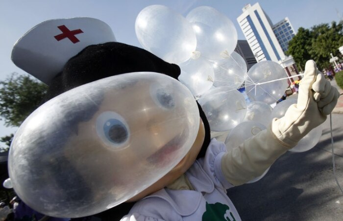 Mascote da campanha em Bangcoc, na Tailândia 