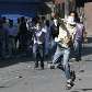 Caxemires entram em confronto com soldados em Srinagar Caxemires entram em confronto com soldados em Srinagar