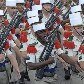 Soldados da legião francesa no exterior durante desfile militar para comemorar o Dia da Bastilha Soldados da legião francesa no exterior durante desfile militar para comemorar o Dia da Bastilha
