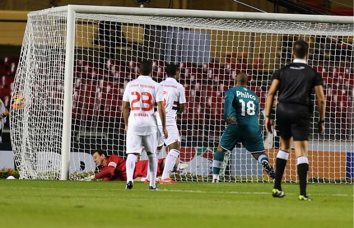 São Paulo perde em casa por 1 a 0 em partida contra o Goiás no Campeonato Brasileiro