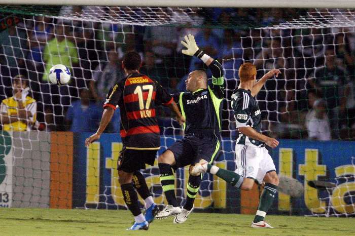 Wilson tira de Marcos e marca no empate do Sport diante do Palmeiras 