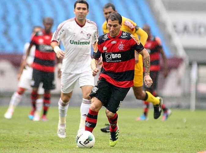 Fluminense vence Flamengo por 1 a 0 na comemoração dos 100 anos do Fla-Flu 