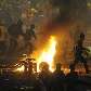 Torcedores do Barcelona extrapolam durante festa de comemoração pelo título Espanhol Torcedores do Barcelona extrapolam durante festa de comemoração pelo título Espanhol