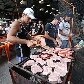 Gaviões da Fiel comemora rebaixamento palmeirense com churrasco em sua sede Gaviões da Fiel comemora rebaixamento palmeirense com churrasco em sua sede