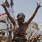 Manifestantes pedem a saída de Saleh, em Sanaa, Iêmen