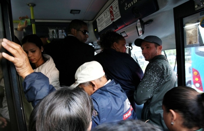 Imagens mostram caos causado por greve dos metroviários de SP