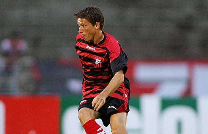 Juninho Paulista fez sua estreia no Ituano na partida diante do Botafogo-SP