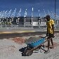Arena Castelão tem campo de obras ao seu redor