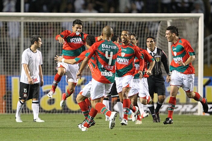 Corinthians recebe a Portuguesa no Pacaembu