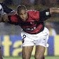 Aos 31 anos, Adriano busca um clube para jogar e Palmeiras, Inter e Vasco são os candidatos