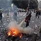 Decisão pelo fim da greve de professores acaba em pancadaria em SP