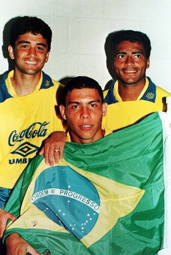 Ronaldo diz que Romário foi seu parceiro mais decisivo na carreira