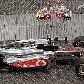 Os ingleses Lewis Hamilton e Jenson Button posam com o McLaren MP4-26, carro para a Fórmula 1 2011 Os ingleses Lewis Hamilton e Jenson Button posam com o McLaren MP4-26, carro para a Fórmula 1 2011