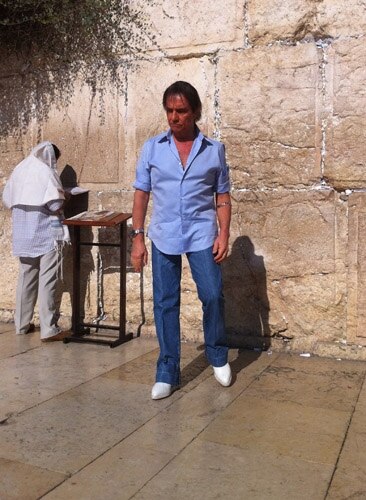 Roberto Carlos aproveita os dias em Jerusalém para visitar a região
