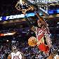 LeBron James, dos Cavaliers, enterra a bola na vitória por 111 a 104 sobre o Heat, na NBA LeBron James, dos Cavaliers, enterra a bola na vitória por 111 a 104 sobre o Heat, na NBA