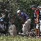 Tiger Woods tira bola de matagal na disputa do Aberto de Melbourne, na Austrália Tiger Woods tira bola de matagal na disputa do Aberto de Melbourne, na Austrália