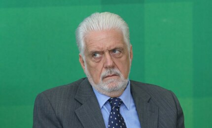 Lula pode se tornar assessor especial da Presidência se não for ministro, diz Wagner