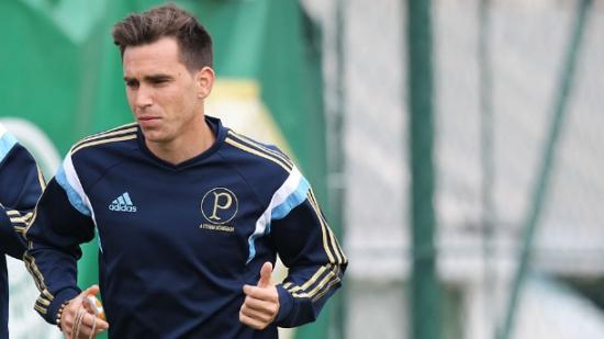 Dorival Júnior quebra a cabeça para definir o substituto de Henrique