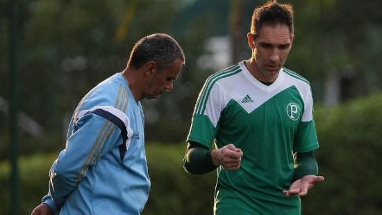 Fernando Prass nega 'vingança' contra Barcos em reencontro