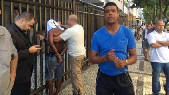 Ex-jogador inglês deteve um assaltante em Ipanema