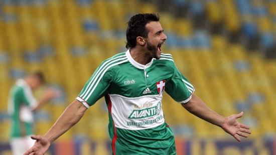 Dorival testa Palmeiras com Mouche ao lado de Henrique na frente