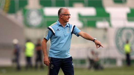 Nobre pretende definir novo treinador do Palmeiras essa semana