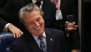 Maioria do Supremo vota por absolver Fernando Collor por desvio de dinheiro p&uacute;blico