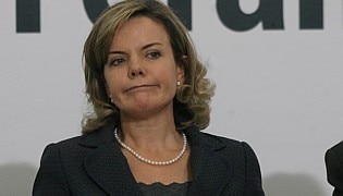 http://img.estadao.com.br/fotos2/I315/gleisi_itaipu_beto_barata_ae_24082011_315.jpg