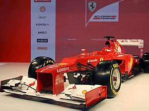 Lan&ccedil;amento de carro foi feito pela internet - Ercole Colombo/AP
